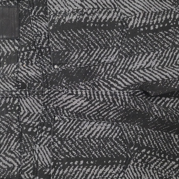 DKNY Premium Denim Jeggings in Two Tone Herringbone Design. Size 10 - Picture 8 of 8